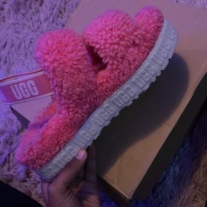 pink & white ugg platform slides. size 7W.